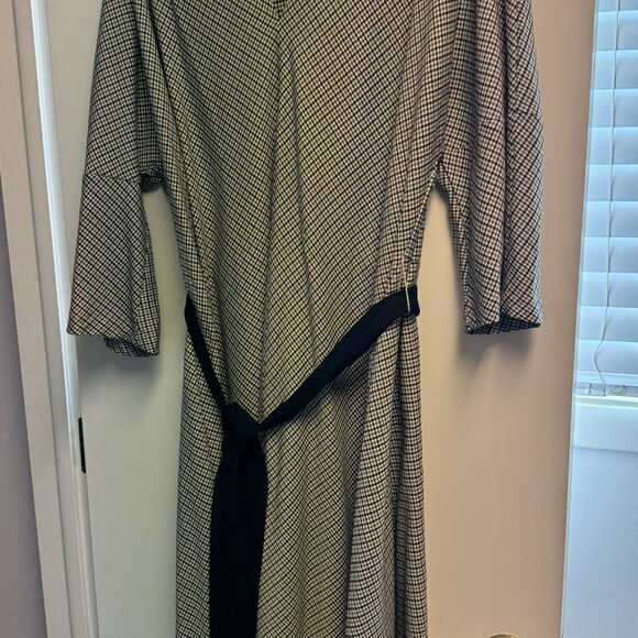 Eloquii dress, size 20, belted waist - Picture 4 of 4